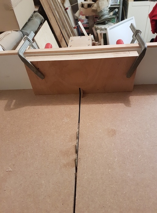 Gabarit queue droite et boite