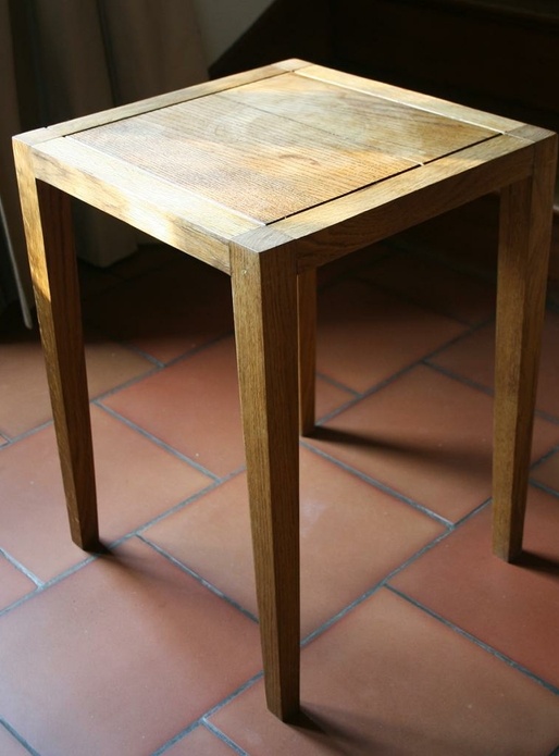 Petite "table" en chene