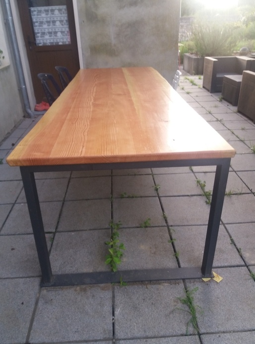 Table de jardin