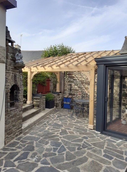 Préau en chataignier