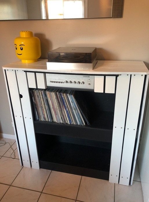 Meuble pour platine vinyle en palette
