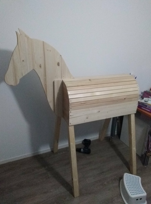 Hue Dada ! (ceci n'est pas un cheval)