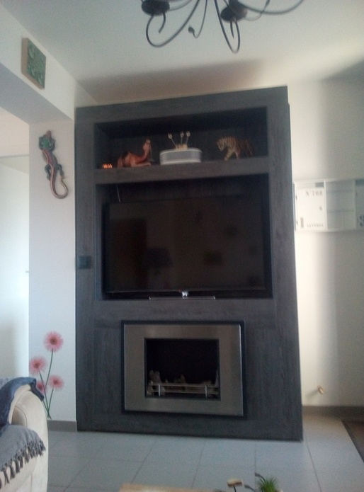 Meuble télé et feu éthanol