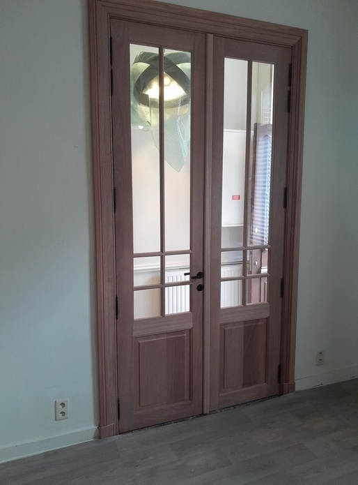 Double porte en meranti