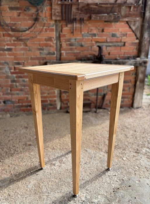 Table d’appoint