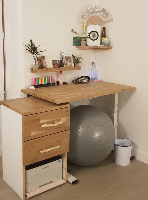 Petite commode de travail avec poignée en bois flotté