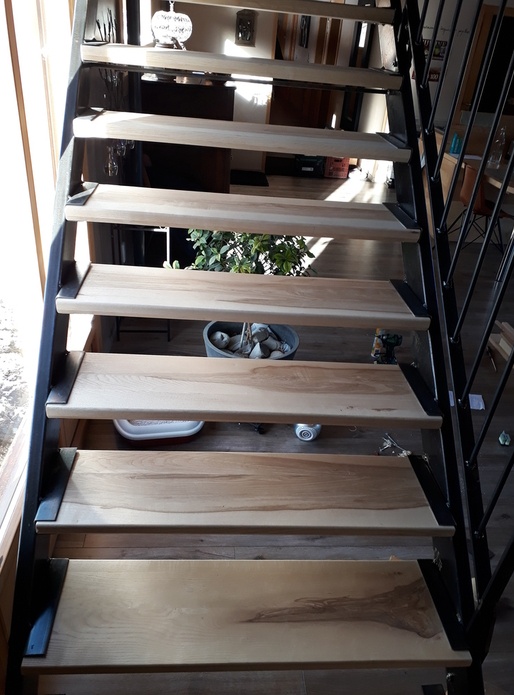 Marches et contremarche cintrée pour escalier bois et métal