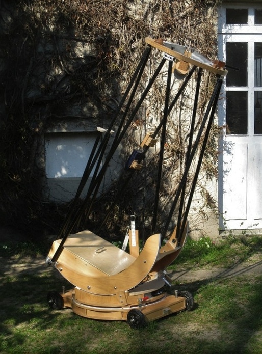 L'homme qui construisait des télescopes au temps du coronavirus...