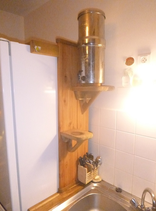 Support Filtre à eau sur équerres