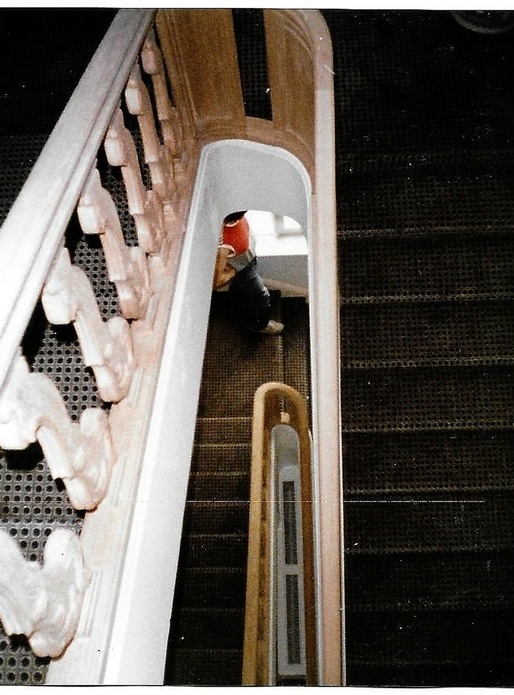 Garde corps débillardé sur muret en stuc