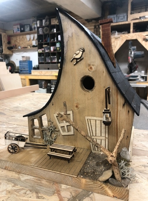 Encore une maison d'oiseau