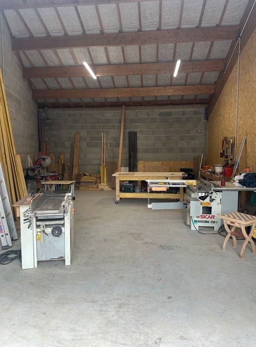 Atelier dans le garage