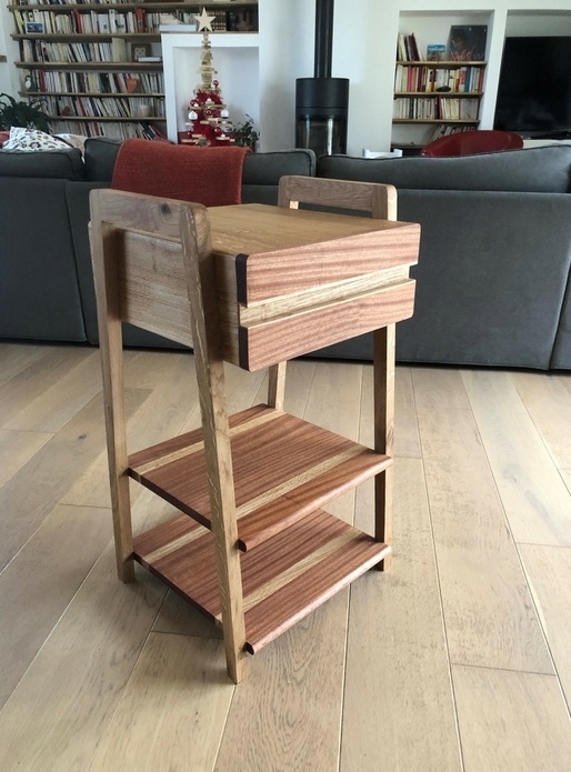 Table de chevet en chêne et sapelli