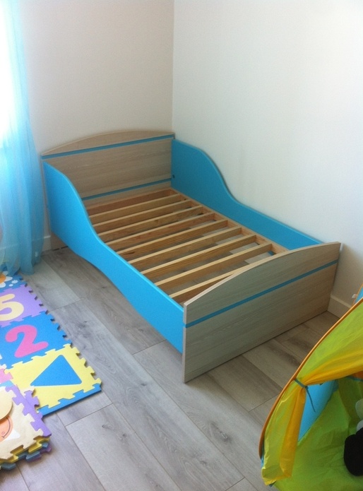 Lit intermédiaire pour enfant