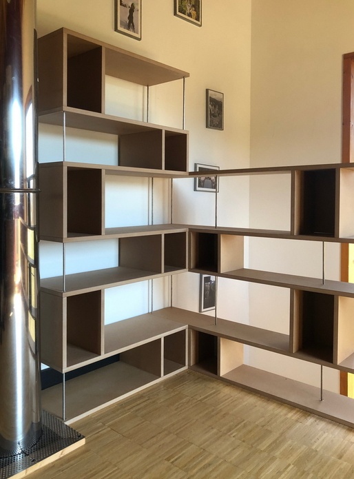 Etagères simples inspiration Perriand