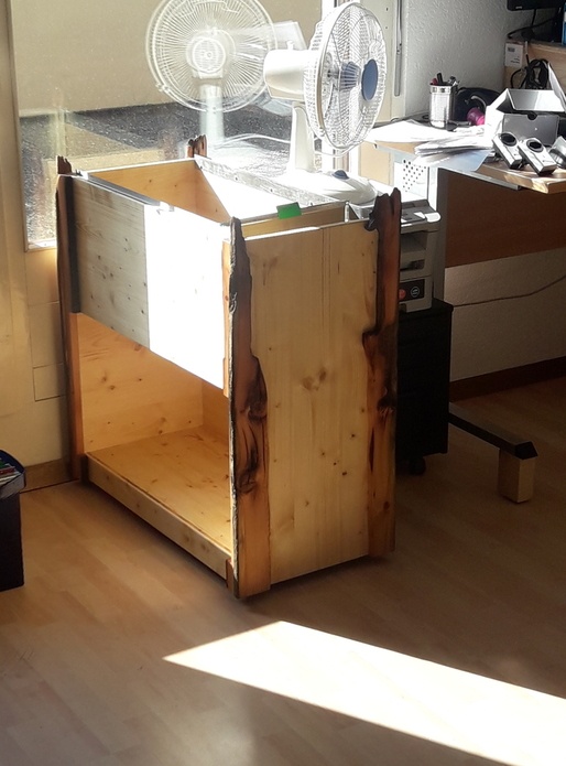 Meuble pour dossier suspendu et classeur