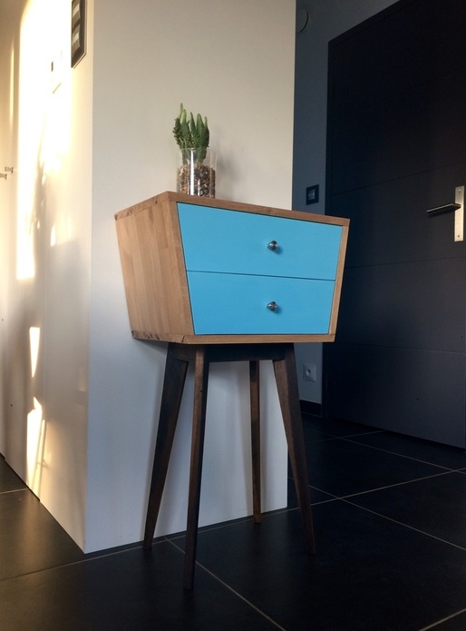 Meuble d'appoint scandinave