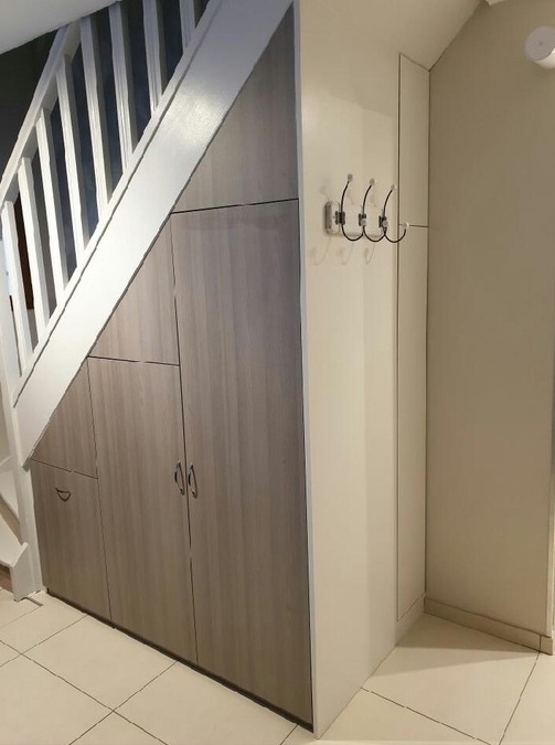 Aménagement sous escalier