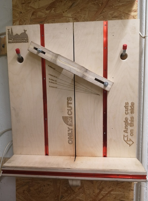 Chariot de coupe pour scie sur table