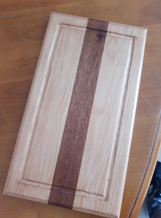 Première planche a découper