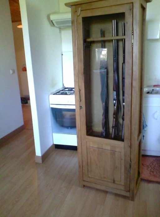 Ratelier meuble à fusils en meurisier