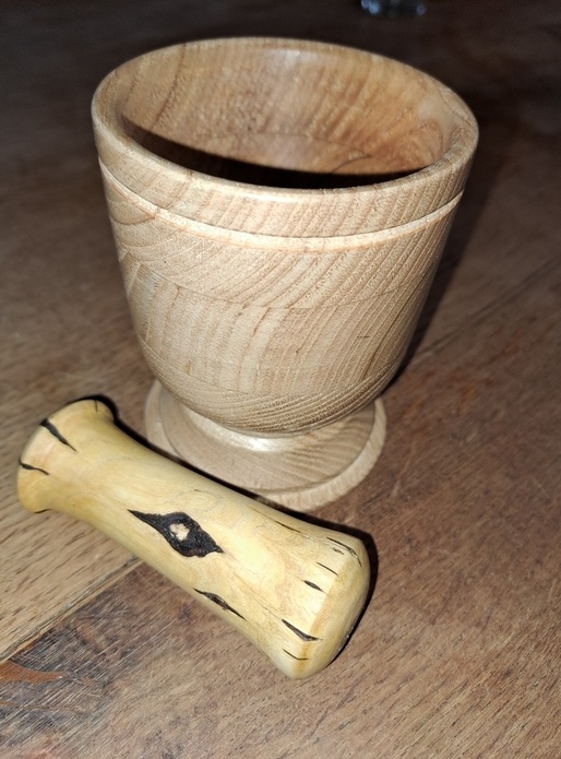 Tournage Mortier (chataignier)-pilon(Romarin)