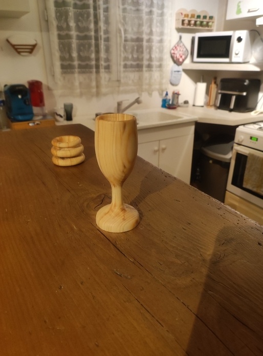 Un debut au tour a bois