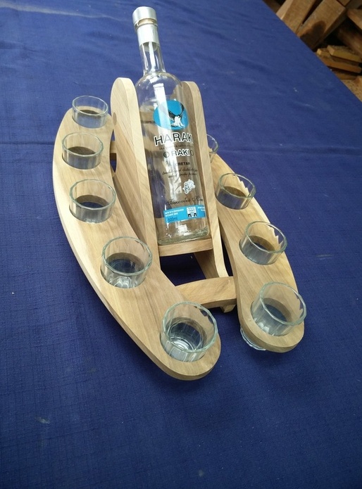 Support verres et bouteille