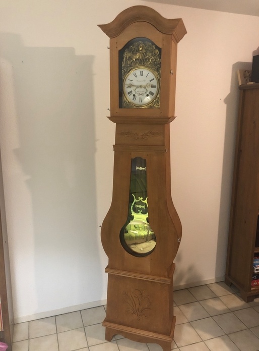Horloge comtoise traditionelle