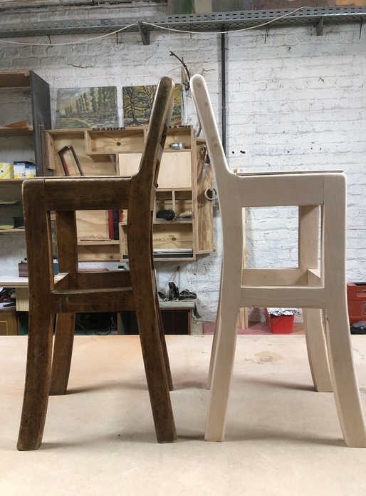 Copie d'une chaise datant du père de la grand mere de la voisine de l'atelier