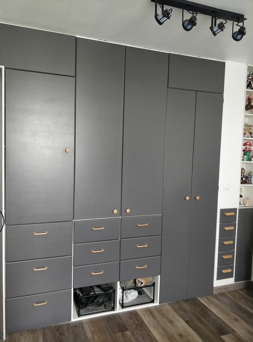 Grand placard MDF fait maison