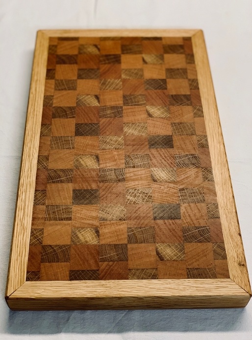 Planche à découper confinée