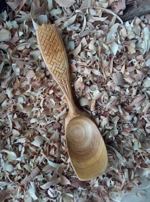 Cuillère en merisier