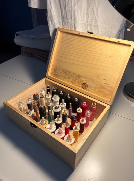 Boite à bobines de fils