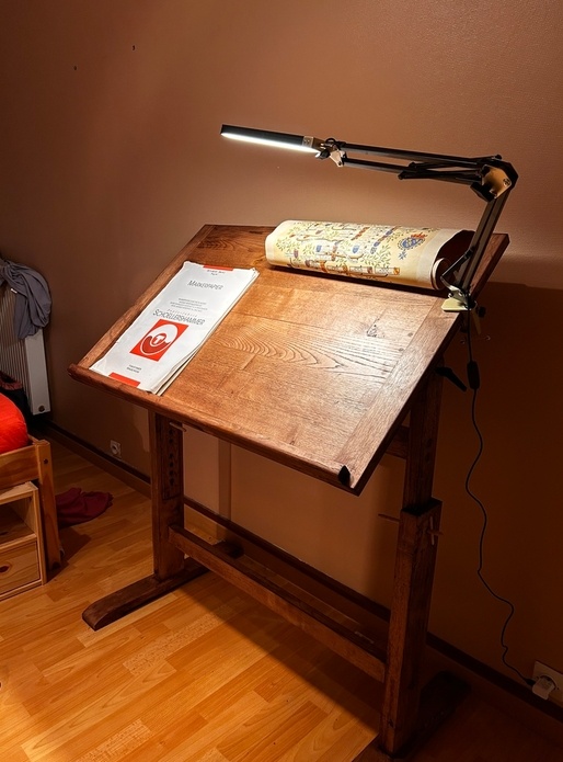 Table à dessin en châtaignier