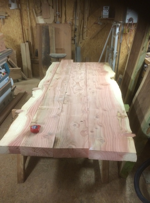 Table en séquoia
