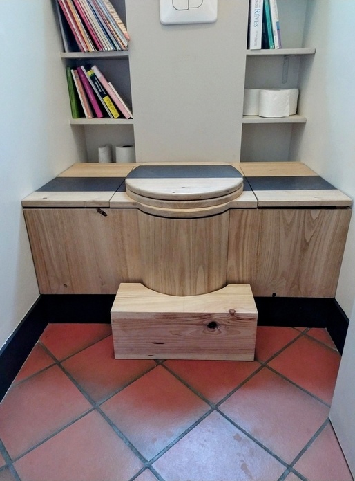 Toilettes sèches intérieures