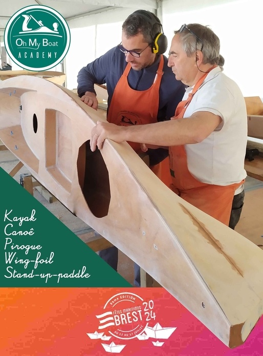 Stages de construction de bateaux en contreplaqué époxy