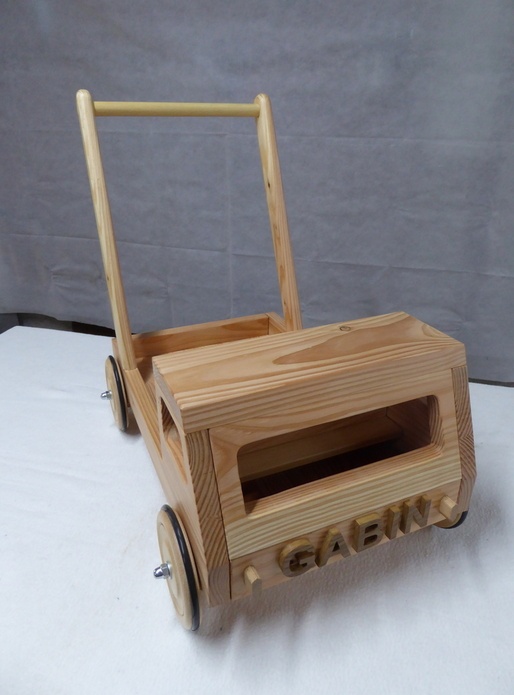 Camion trotteur démontable réparable modifiable !