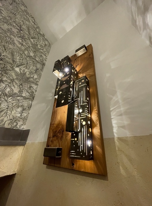 Applique murale bois et métal