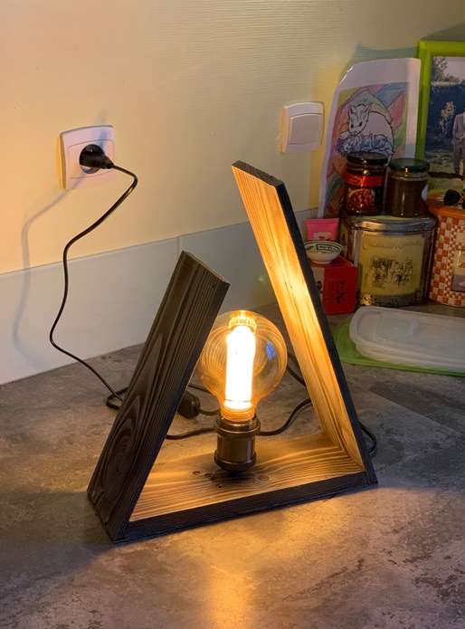 Lampe Triangle