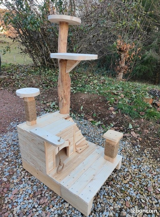 Arbre a chat original en bois