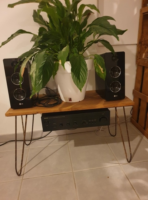 Petit meuble pour mon ampli