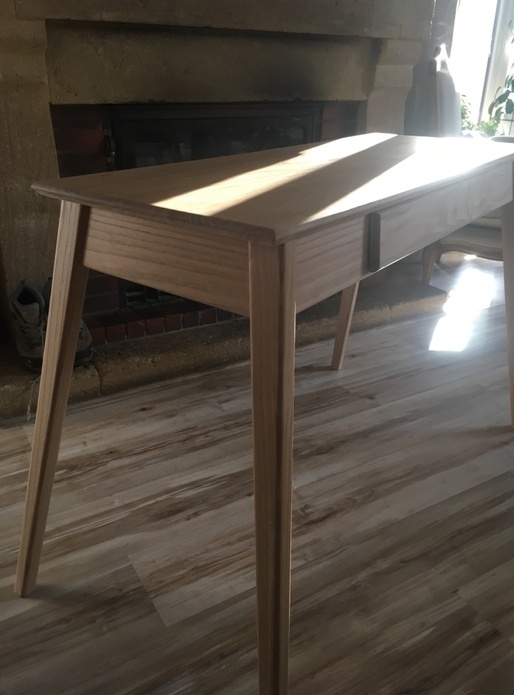 Coiffeuse en arêtiers