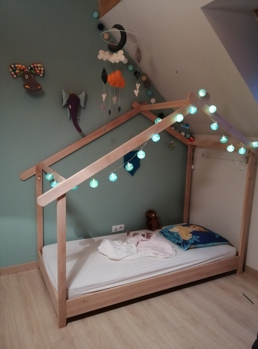 Lit cabane hêtre