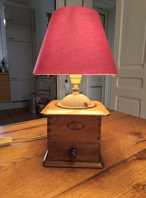 Petite lampe de chevet "Moulin à cafe"