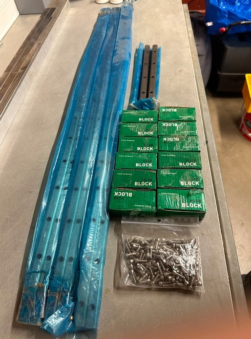 Rail linéaire pour CNC ou autres