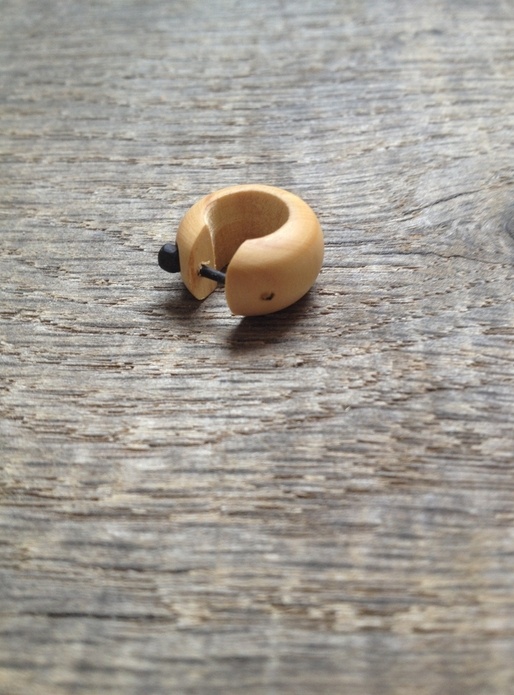 Boucle d'oreille buis et ébène