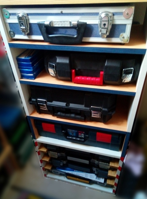 Rangement pour malettes