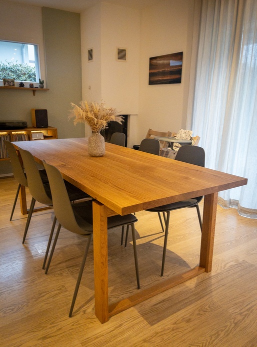 Table en chêne massif